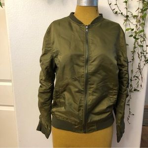 Elwood clothing Jacket Women’s Size L Stylish￼ Green